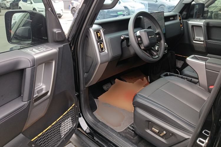 Used iCAR V23 2025 501 Four-Wheel Drive Intelligent Driving Version
