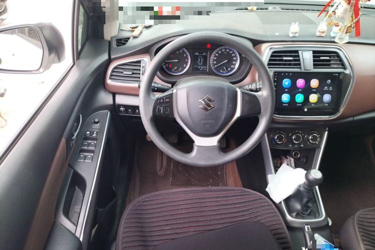 Used Suzuki Vitara S-Cross 2017 1.6L Manual Two-Wheel Drive Urban Fashion Model