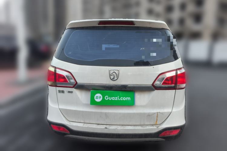 Used Baojun 730 2014 1.5L manual standard trim 7 seats