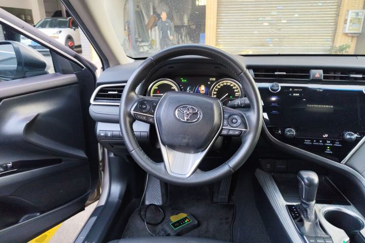 Used Toyota Camry 2019 Revised Version Dual-Engine 2.5 HG Luxury Edition