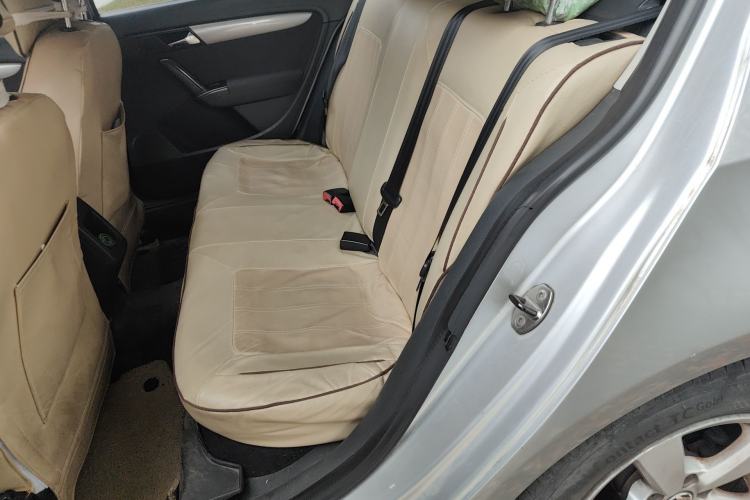 Used Volkswagen Lavida 2013 Revised Classic 1.6L Automatic Fashion Edition Left Rear Seat