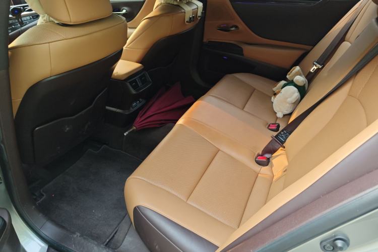 Used Lexus ES 2020 200 Excellence Edition