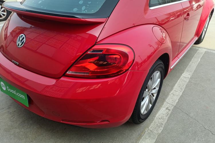 Used Volkswagen Beetle 2015 180TSI model
