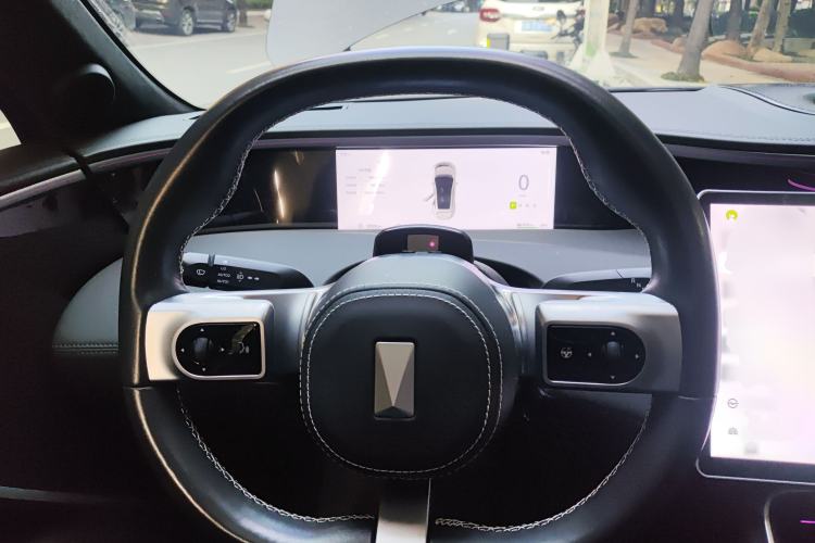 Used Avatr 11 2023 Harmony 116° Rear-Wheel Drive Version Steering Wheel