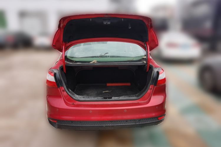 Used Ford Focus 2012 Sedan 1.6L Automatic Comfort Model Trunk