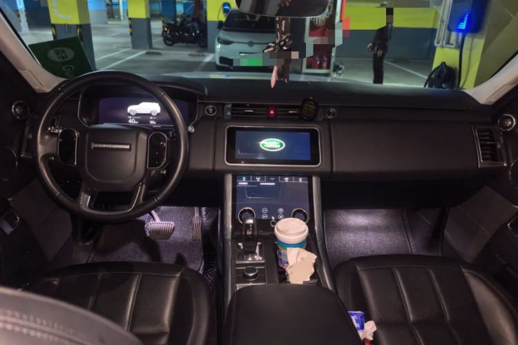 Used Land Rover Range SportNew Energy 2019 P400e SE Center Console