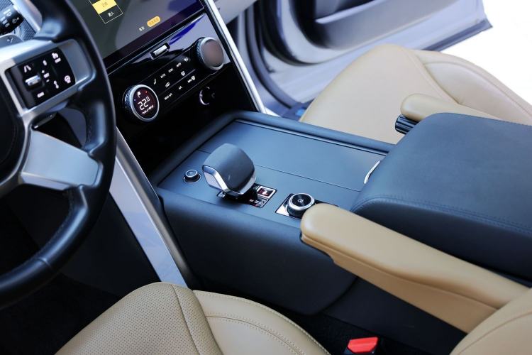 Used Land Rover Discovery 2023 360 PS Metropolitan Edition
