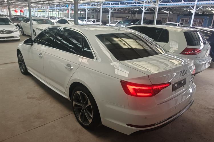 Used Audi A4L 2019 40 TFSI Ambition China VI Rear Left 45 Deg