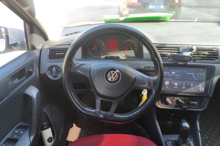 Used Volkswagen Santana 2016 1.6L Automatic Fashion Edition Steering Wheel