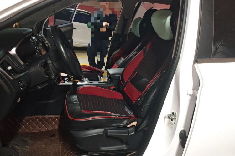 Used Roewe RX5 2018 20T Two-Wheel Drive Manual Flagship Edition