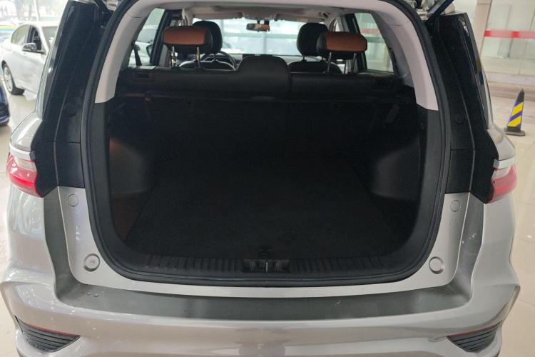 Used Geely Auto Vision X6 2020 1.4T CVT Luxury Edition
