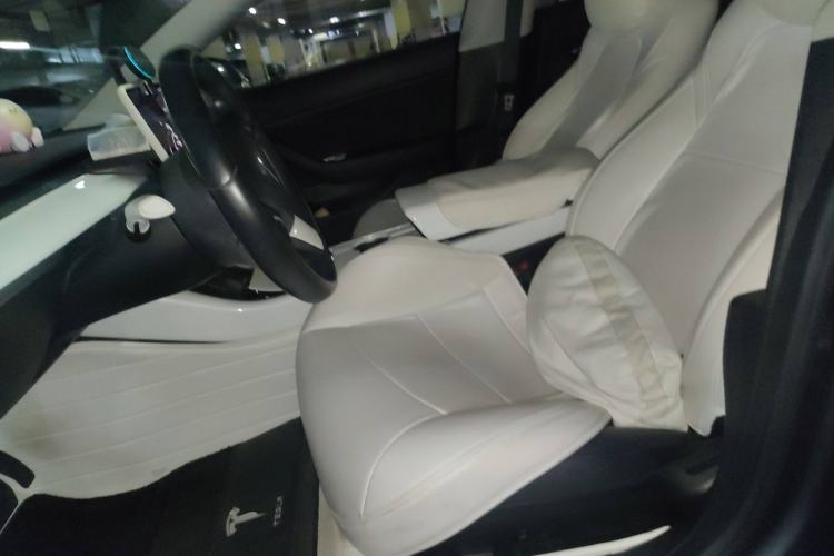 Used Tesla Model 3 2019 Long-Range All-Wheel-Drive Version
