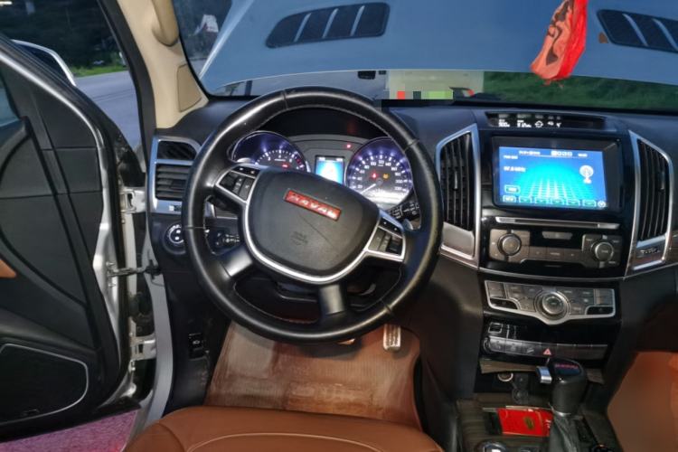 Used Haval H9 2015 2.0T Four-Wheel Drive Luxury 7-Seater
