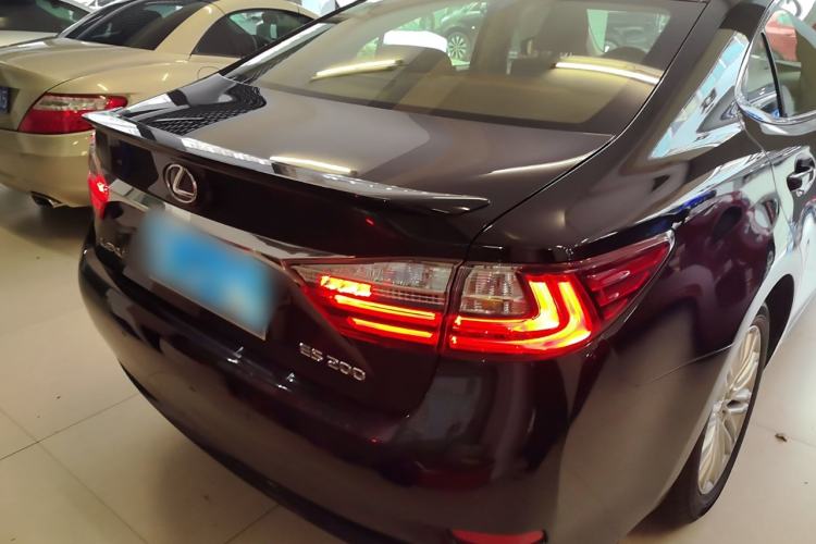 Used Lexus ES 2016 200 Midnight Special Limited Edition