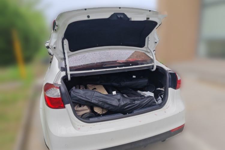 Used Kia K3 2016 1.6L Automatic GLS Trunk