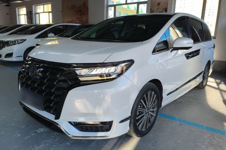 Used Honda Elysion 2022 2.0L eHEV Luxury Edition
