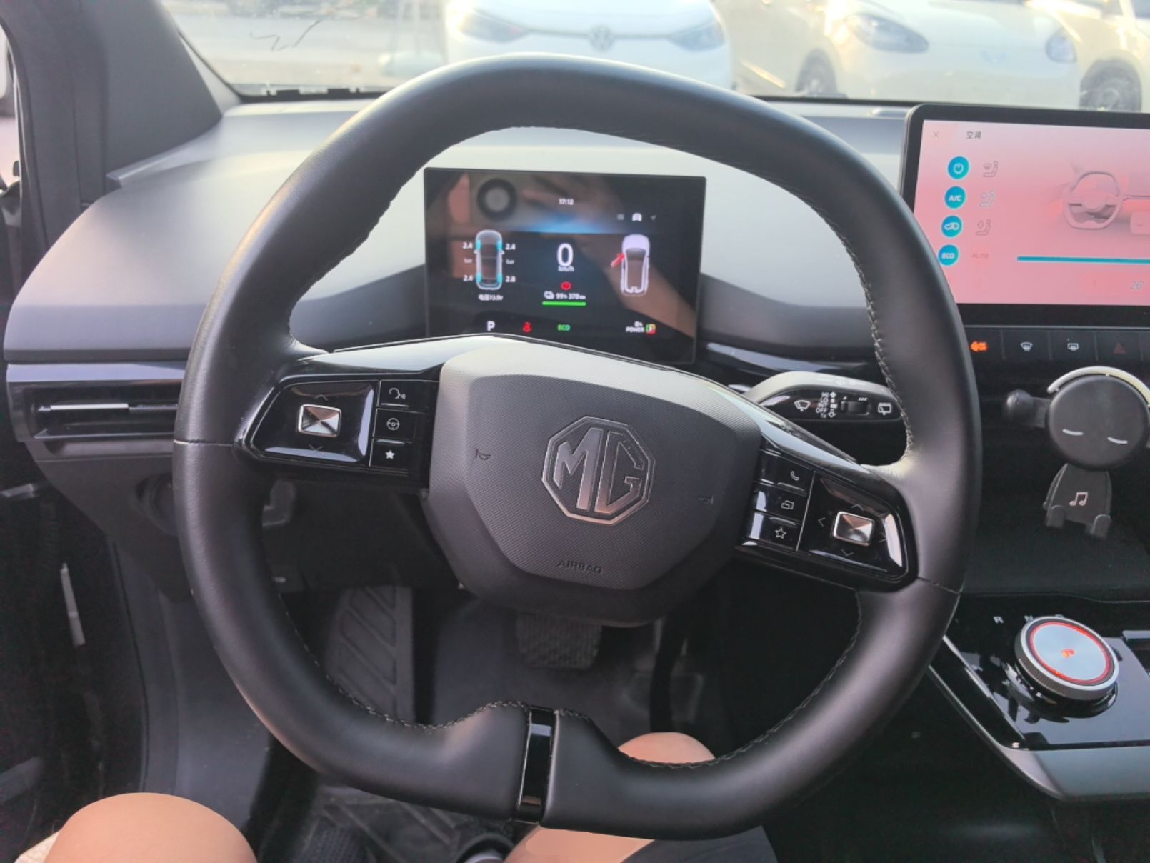 MG 4 EV 2023 415 km Range Sea-Champion Executive Edition — снимка 13