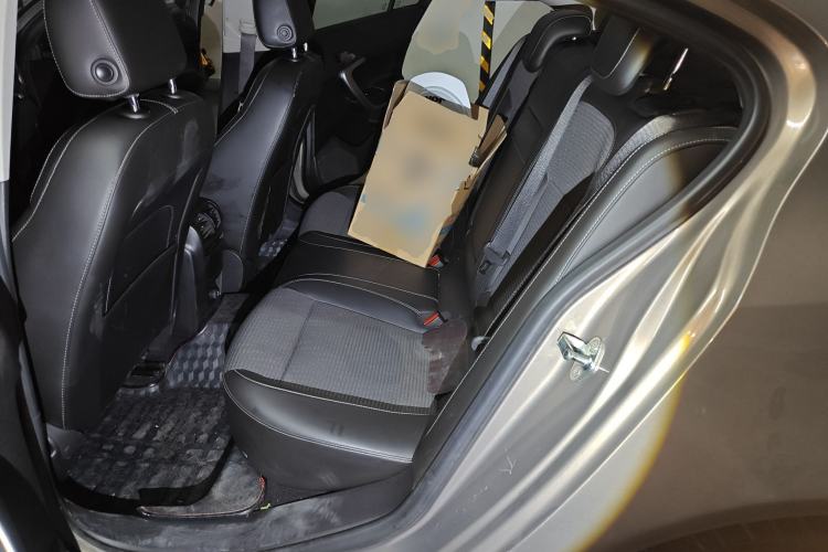 Used Buick Regal 2015 1.6T Leading Technology Model
