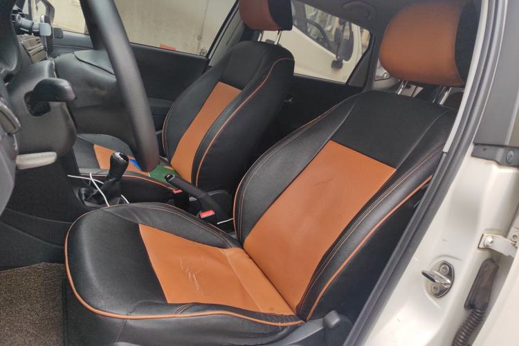 Used Volkswagen Polo 2014 1.4L Manual Fashion Edition
