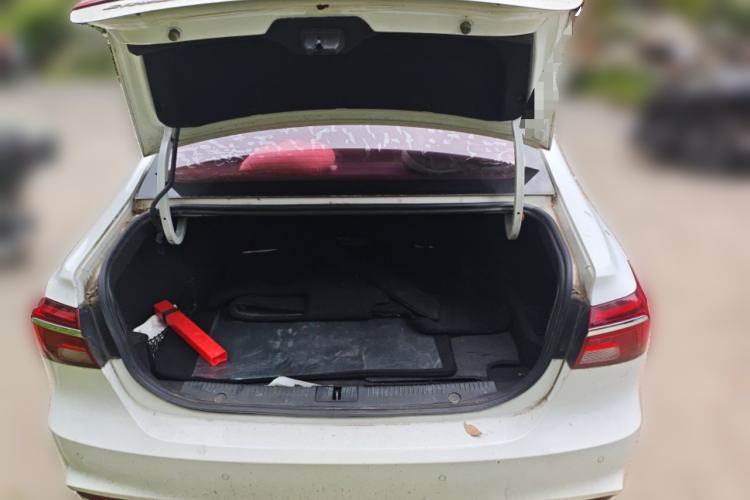 Used Roewe i6 New Energy 2017 45T Hybrid Connect & Smart Enjoyment Edition
