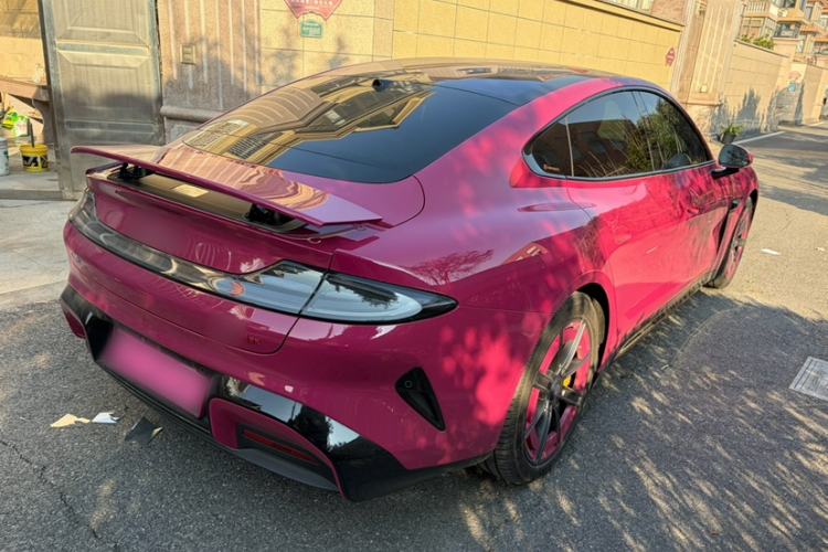 Used Xiaomi Auto SU7 2024 Four-Wheel Drive Ultra-Long Range Advanced Intelligent Driving Max Edition