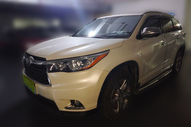 Used Toyota Highlander 2015 2.0T Two-Wheel Drive Luxury Edition 7 Seats