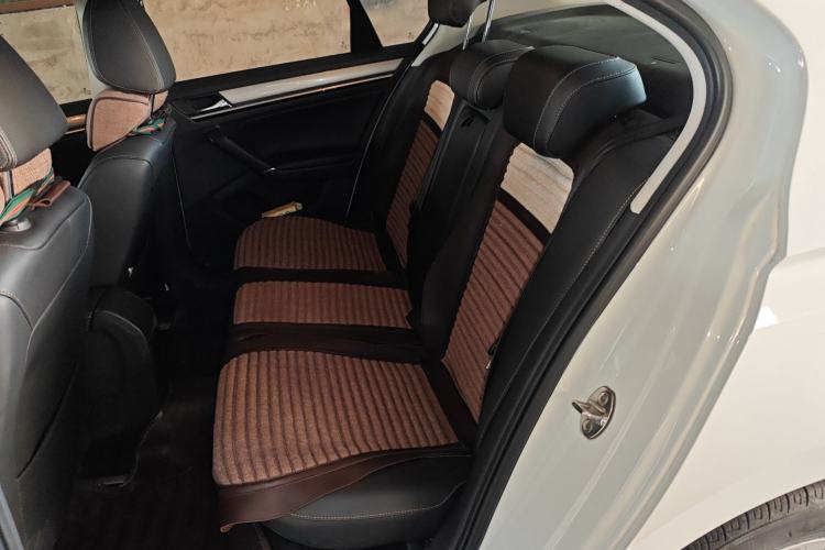 Used Volkswagen Bora 2016 1.6L Automatic Comfort Model
