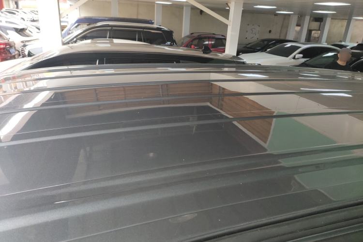 Used Roewe iMAX8 2022 Model 400TGI Exclusive Version for Key Accounts Roof