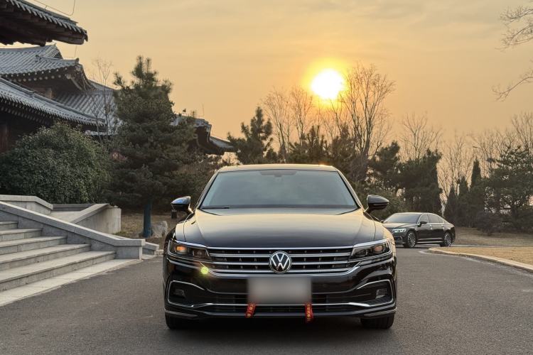 Used Volkswagen Phideon 2021 380TSI Luxury Edition

