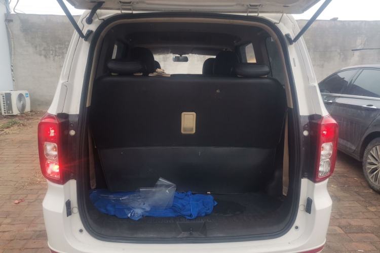 Used Wuling Hongguang 2019 1.5L S Standard Version China VI LAR
