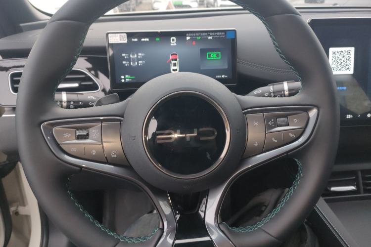 Used BYD Seal 06 New Energy 2025 DM-i Smart Drive 80KM Prestige Model
