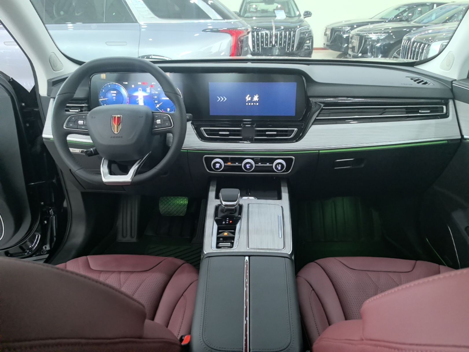 Hongqi HS5 2025 2.0T Two-Wheel Drive Flagship Pro Edition - Chinese Trim Xiang — снимка 12