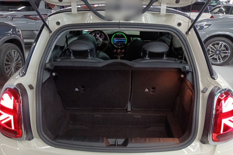 Used MINI MINI 2021 1.5T COOPER Classic Edition