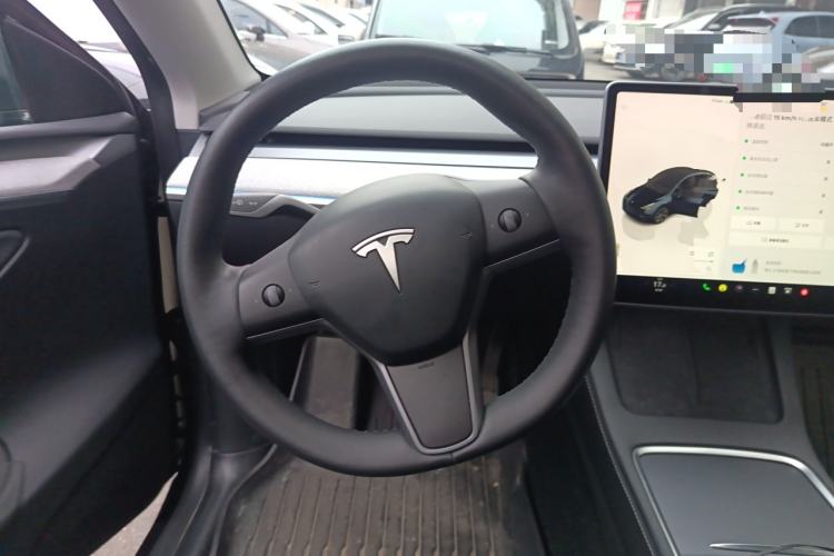 Used Tesla Model Y 2024 Rear-Wheel-Drive Version Steering Wheel