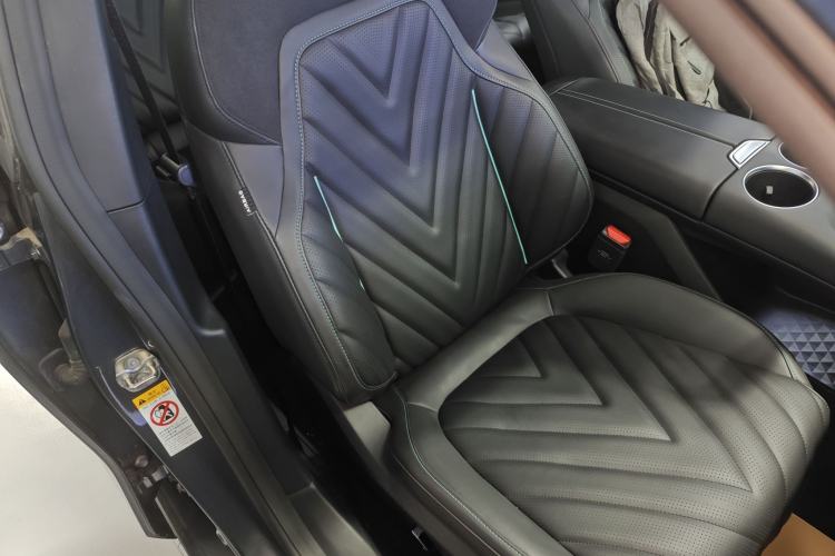 Used Deepal SL03 2023 200Max Range-Extended Version
