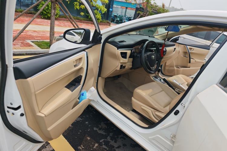 Used Toyota Corolla 2014 1.6L CVT GL-i Leather Edition