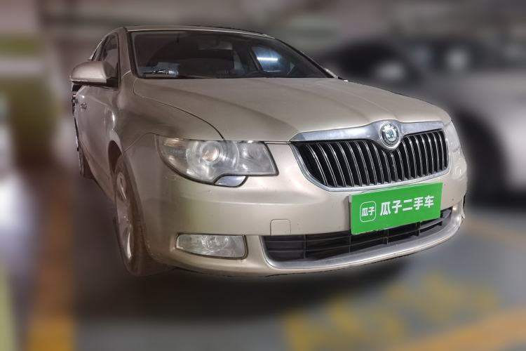 Used Skoda Superb 2012 1.4TSI DSG Zhiya Edition Front Right 45 Deg