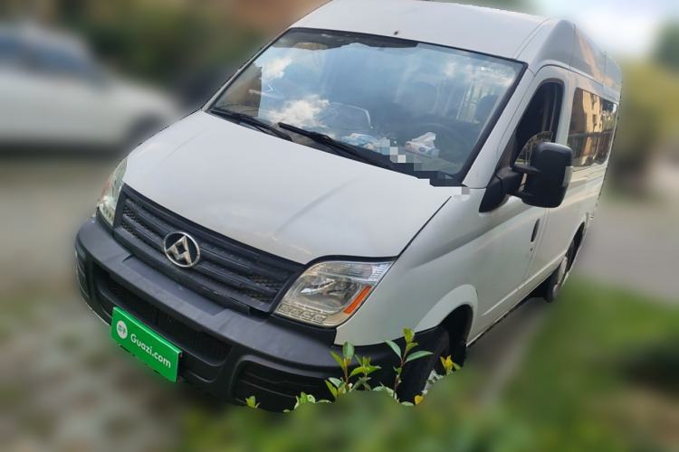 Used SAIC MAXUS Xintu V80 2014 2.5T Aotuntong Short Wheelbase Mid-Roof Model