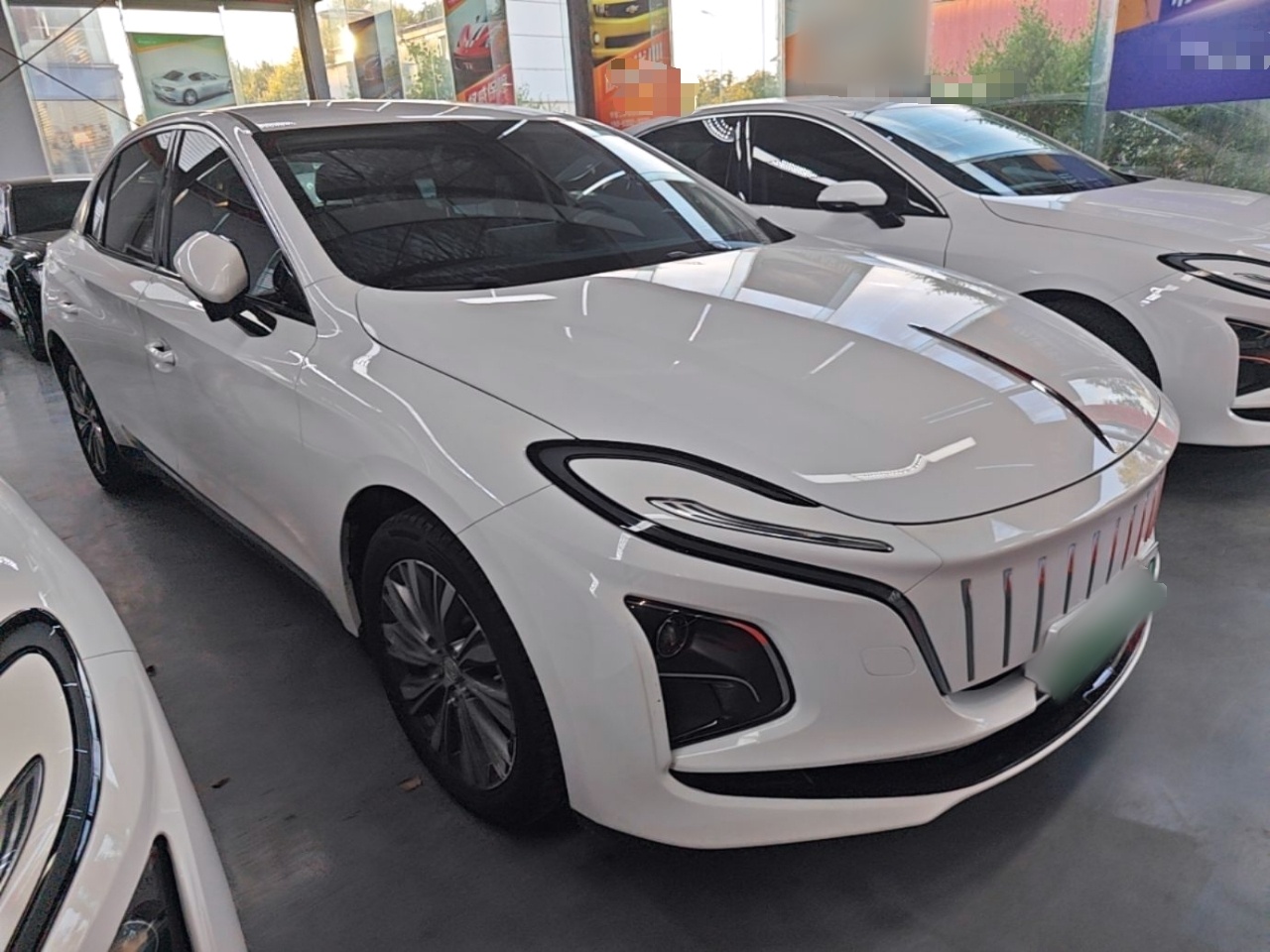 Hongqi E-QM5 2024 450km Range Commuter Version — снимка 3