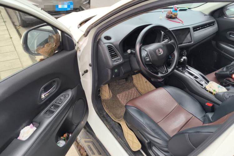 Used Honda Vezel 2017 1.8L CVT Front-Wheel Drive Pioneer Edition
