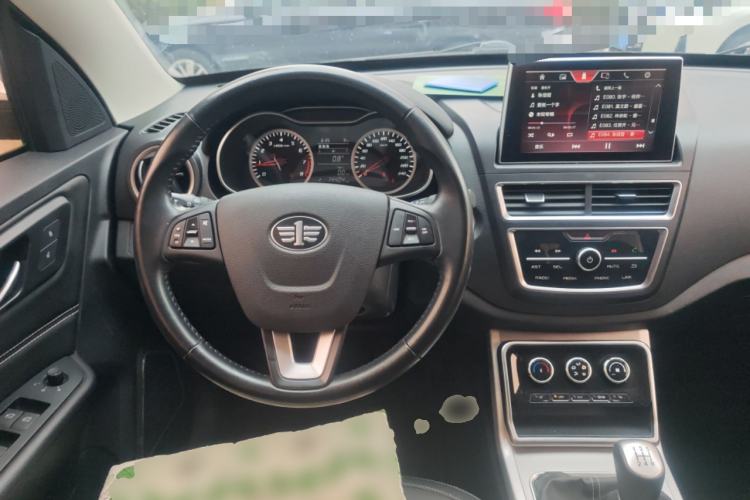 Used Bestune X40 2019 1.6L Manual Luxury Edition China V Steering Wheel