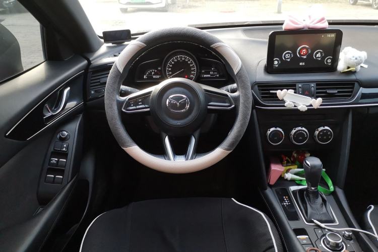 Used Mazda CX-4 2020 2.0L Automatic Two-Wheel Drive Blue Sky Youth Edition