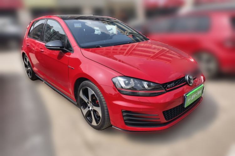 Used Volkswagen Golf GTI 2016 2.0 TSI GTI Front Right 45 Deg