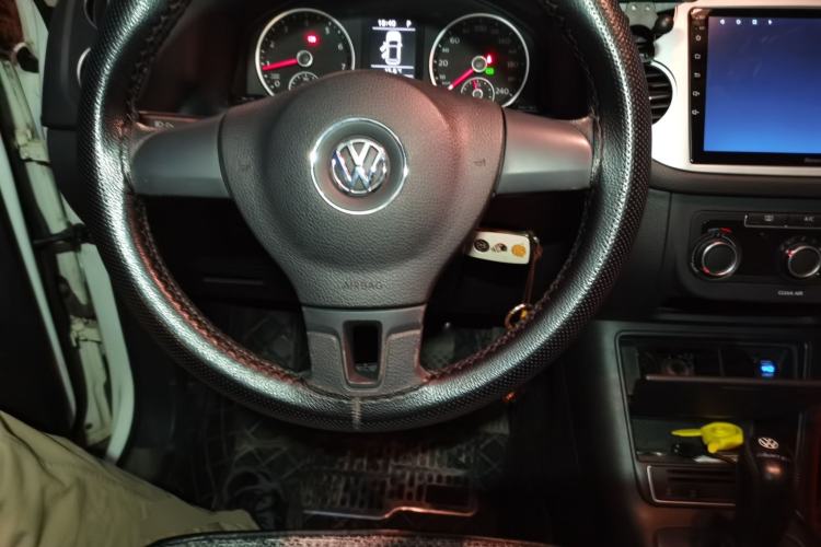Used Volkswagen Tiguan 2016 280TSI Automatic Two-Wheel-Drive Silk Road Style Edition Steering Wheel