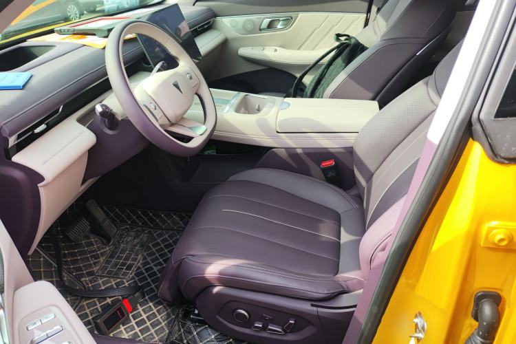 Used Deepal S07 2026 230Ultra with Huawei Qiankun ADS SE Edition
