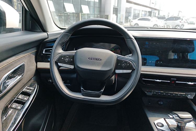 Used CHANGAN OSHAN X7 PLUS 2023 Enjoy Edition 1.5T Automatic Prestige 7-Seater
