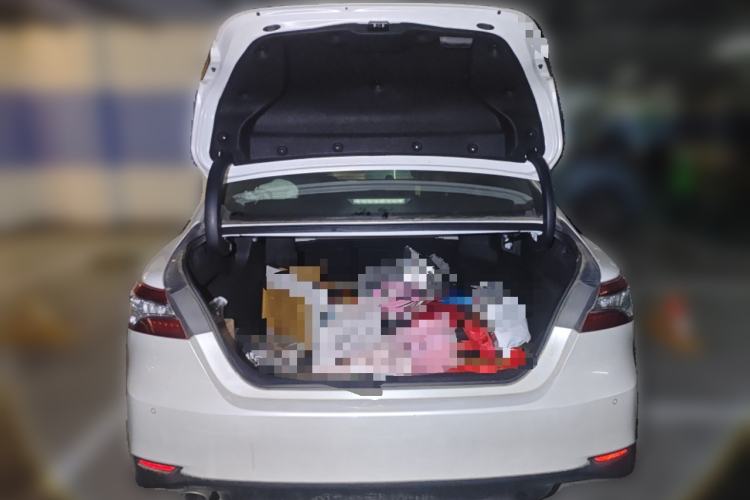 Used Toyota Camry 2018 Dual-Engine 2.5 HG Luxury Edition Trunk