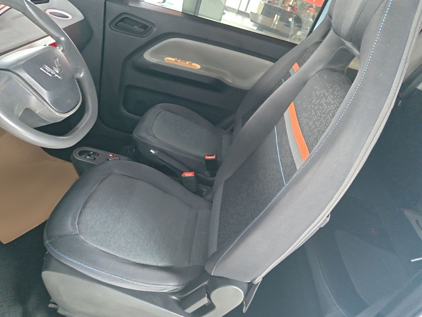 Vordere Reihe im Auto