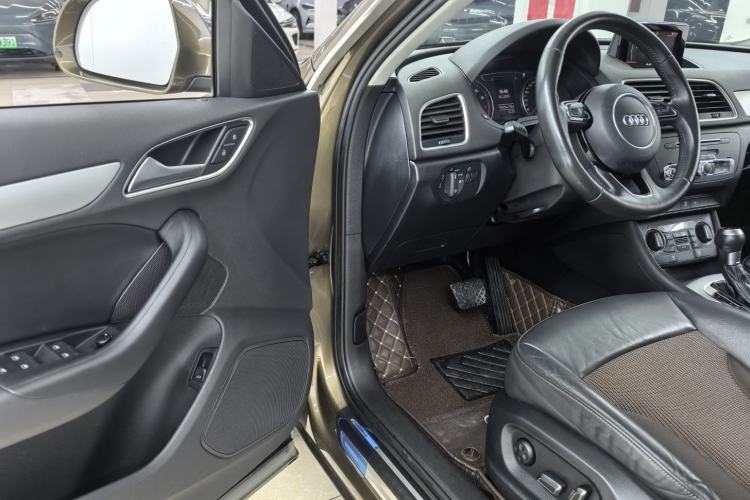 Used Audi Q3 2017 35 TFSI Fashion Model
