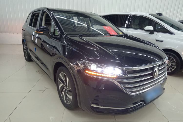 Used Volkswagen Viloran 2023 380TSI Luxury Edition
